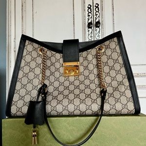 Gucci Medium GG Padlock Shoulder Bag
